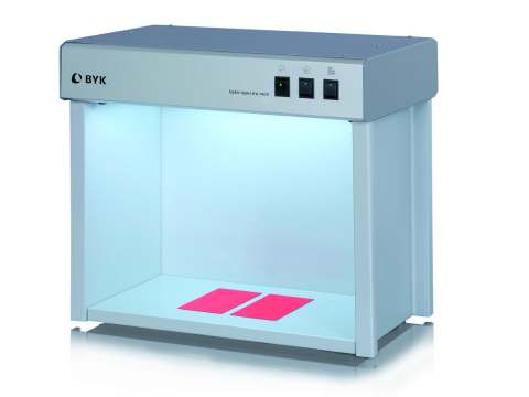 Entry Level Light Booth With 3 Illuminants-image1
